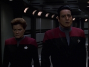extant_StarTrek_VOY_7x11-Shattered_1741.jpg