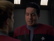 extant_StarTrek_VOY_7x11-Shattered_1769.jpg