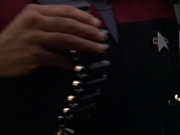 extant_StarTrek_VOY_7x11-Shattered_1789.jpg