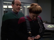extant_StarTrek_VOY_7x11-Shattered_1795.jpg