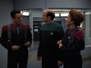 Filename=extant_StarTrek_VOY_7x11-Shattered_1831.jpg
Filesize=146KiB
Dimensions=1200x900
Date added=Jan 14, 2020 extant_StarTrek_VOY_7x11-Shattered_1831.jpg