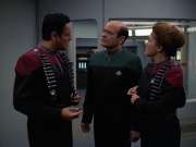 Filename=extant_StarTrek_VOY_7x11-Shattered_1833.jpg
Filesize=148KiB
Dimensions=1200x900
Date added=Jan 14, 2020 extant_StarTrek_VOY_7x11-Shattered_1833.jpg