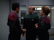 Filename=extant_StarTrek_VOY_7x11-Shattered_1834.jpg
Filesize=141KiB
Dimensions=1200x900
Date added=Jan 14, 2020 extant_StarTrek_VOY_7x11-Shattered_1834.jpg