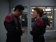 Filename=extant_StarTrek_VOY_7x11-Shattered_1845.jpg
Filesize=152KiB
Dimensions=1200x900
Date added=Jan 14, 2020 extant_StarTrek_VOY_7x11-Shattered_1845.jpg