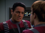 extant_StarTrek_VOY_7x11-Shattered_1870.jpg