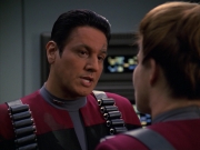 extant_StarTrek_VOY_7x11-Shattered_1878.jpg