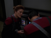 extant_StarTrek_VOY_7x11-Shattered_1947.jpg