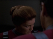 extant_StarTrek_VOY_7x11-Shattered_1986.jpg