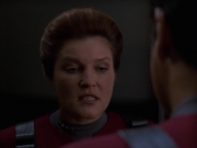 extant_StarTrek_VOY_7x11-Shattered_1989.jpg