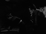 extant_StarTrek_VOY_7x11-Shattered_2036.jpg