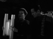 extant_StarTrek_VOY_7x11-Shattered_2051.jpg