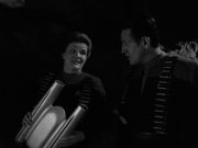 extant_StarTrek_VOY_7x11-Shattered_2053.jpg
