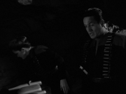 extant_StarTrek_VOY_7x11-Shattered_2057.jpg