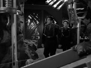 extant_StarTrek_VOY_7x11-Shattered_2071.jpg