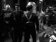 extant_StarTrek_VOY_7x11-Shattered_2118.jpg