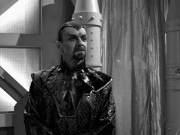 extant_StarTrek_VOY_7x11-Shattered_2125.jpg