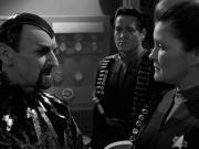 extant_StarTrek_VOY_7x11-Shattered_2152.jpg