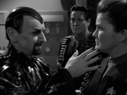 extant_StarTrek_VOY_7x11-Shattered_2160.jpg