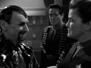 extant_StarTrek_VOY_7x11-Shattered_2162.jpg