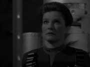 extant_StarTrek_VOY_7x11-Shattered_2175.jpg