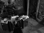 extant_StarTrek_VOY_7x11-Shattered_2183.jpg