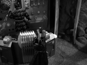extant_StarTrek_VOY_7x11-Shattered_2184.jpg