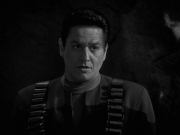 extant_StarTrek_VOY_7x11-Shattered_2202.jpg