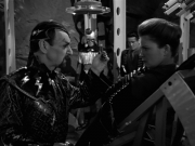 extant_StarTrek_VOY_7x11-Shattered_2212.jpg