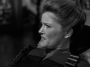 extant_StarTrek_VOY_7x11-Shattered_2218.jpg