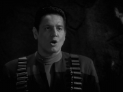 extant_StarTrek_VOY_7x11-Shattered_2231.jpg