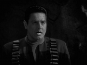 extant_StarTrek_VOY_7x11-Shattered_2232.jpg