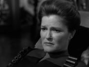 extant_StarTrek_VOY_7x11-Shattered_2236.jpg