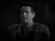 extant_StarTrek_VOY_7x11-Shattered_2259.jpg