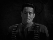 extant_StarTrek_VOY_7x11-Shattered_2275.jpg