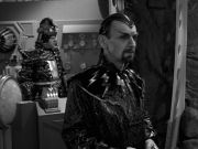 extant_StarTrek_VOY_7x11-Shattered_2290.jpg