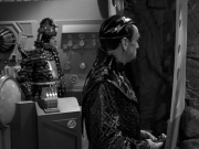 extant_StarTrek_VOY_7x11-Shattered_2292.jpg