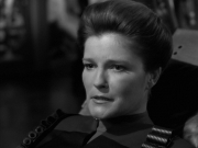 extant_StarTrek_VOY_7x11-Shattered_2329.jpg