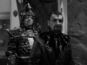extant_StarTrek_VOY_7x11-Shattered_2357.jpg