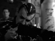 extant_StarTrek_VOY_7x11-Shattered_2387.jpg