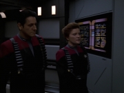 extant_StarTrek_VOY_7x11-Shattered_2398.jpg