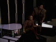 extant_StarTrek_VOY_7x11-Shattered_2411.jpg