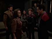 extant_StarTrek_VOY_7x11-Shattered_2423.jpg