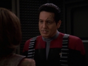 extant_StarTrek_VOY_7x11-Shattered_2431.jpg