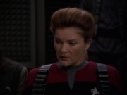 extant_StarTrek_VOY_7x11-Shattered_2436.jpg