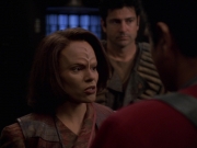 extant_StarTrek_VOY_7x11-Shattered_2442.jpg