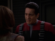 extant_StarTrek_VOY_7x11-Shattered_2454.jpg