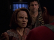 extant_StarTrek_VOY_7x11-Shattered_2465.jpg