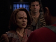 extant_StarTrek_VOY_7x11-Shattered_2466.jpg