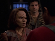 extant_StarTrek_VOY_7x11-Shattered_2467.jpg