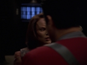 extant_StarTrek_VOY_7x11-Shattered_2470.jpg
